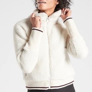 Athleta size S tugga sherpa jacket
